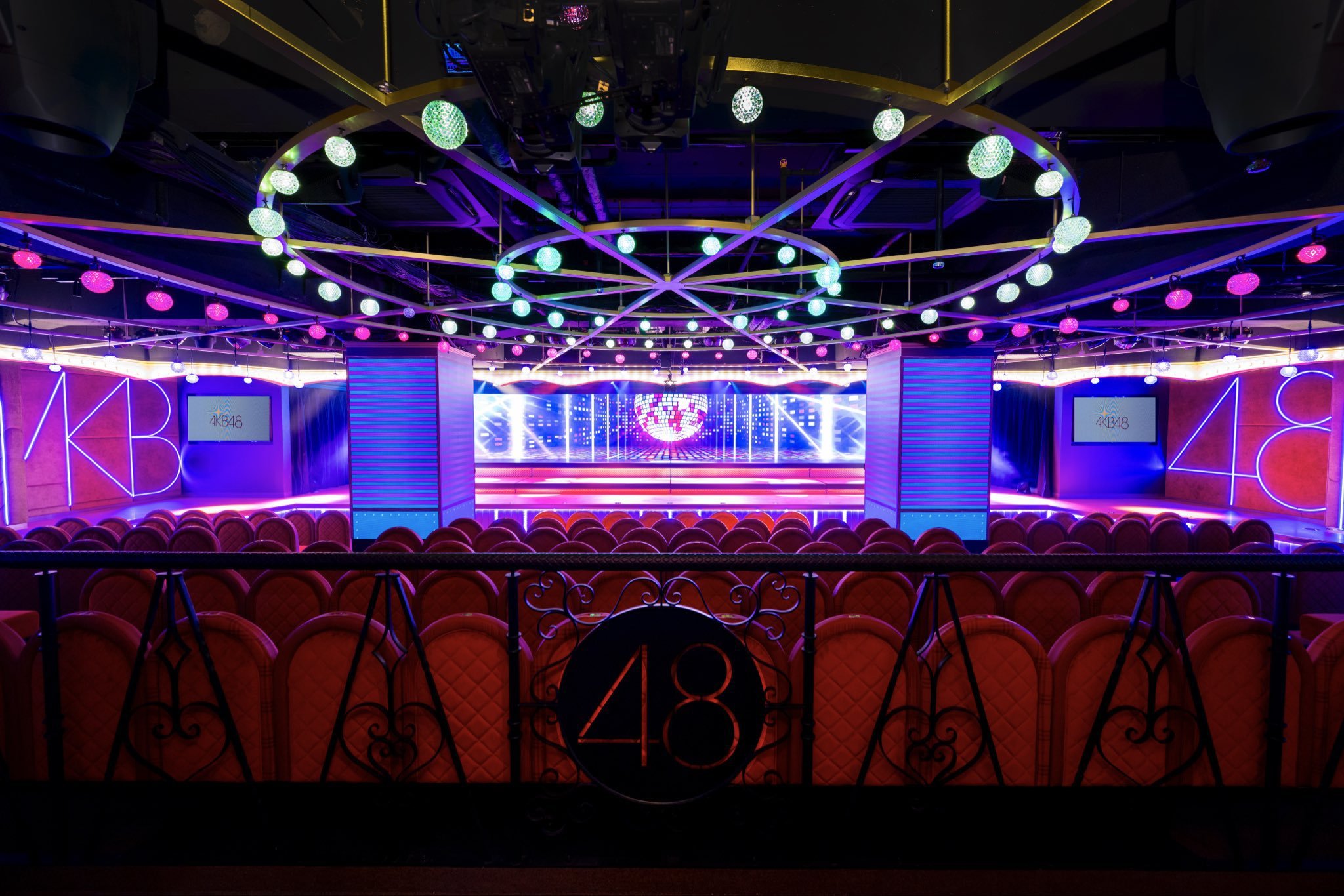 🎤 AKB48 극장 이미지 1